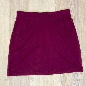 Ibex Garnet Wine Burgundy Stretch Merino Wool Miniskirt size M